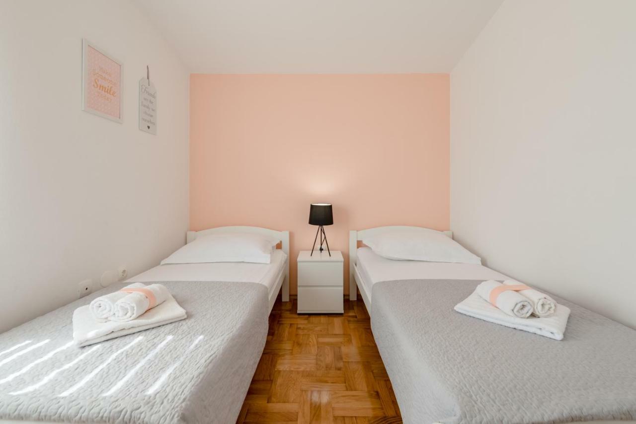 Apartment Sun & Sea Σπλιτ Εξωτερικό φωτογραφία